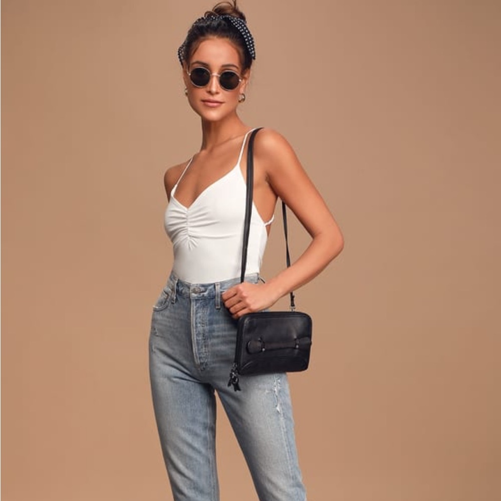 NWT Lulu’s open back tank top